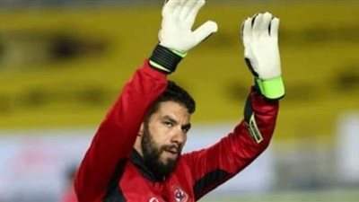 نادر شوقي:  شريف إكرامي فوجئ بعرض بيراميدز لرمضان صبحي