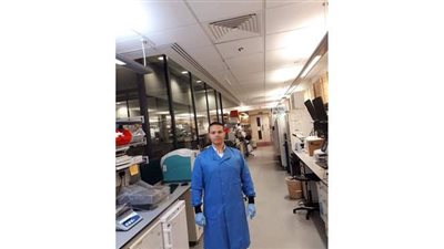 العالم المصري بفريق أكسفورد لإنتاج لقاح كورونا يكشف الموقف النهائي للعلاج