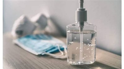 بسبب معقم اليدين... امرأة تصاب بحروق شديدة بعد اشتعال النيران في جسمها