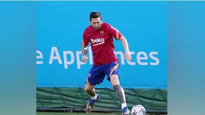عقاب أم تنفيذ بروتوكول.. سر تدريب ميسي وحيدًا في برشلونة بعد قرار البقاء | فيديو