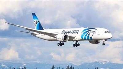 مصر للطيران تنظم 36 رحلة لنقل 3 آلاف و 400 بالمطارات.. اليوم