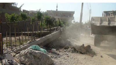 إزالة 57 حالة تعد على الأراضي الزراعية وأملاك الدولة بالبحيرة