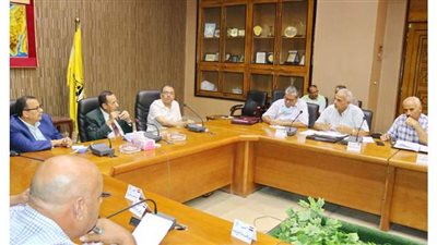 محافظ شمال سيناء يؤكد على متابعة الاستعدادات للأمطار والسيول