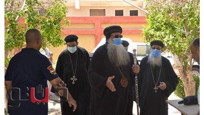 أسقف دشنا وتوابعها وكهنة الإيبارشية يدلون بأصواتهم في انتخابات الشيوخ بقنا |صور