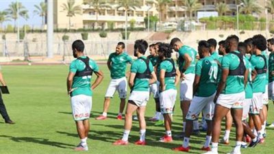 بعد أزمته مع ناديه.. المصري يقرر عودة قائده للتدريبات