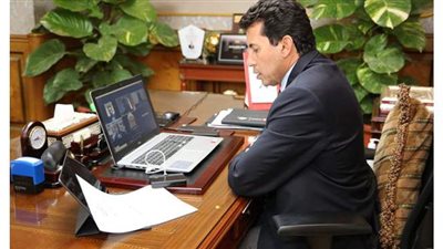وزير الرياضة وعلى جمعة في لقاء أونلاين مع الشباب