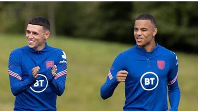 استدعيا فتاتين لغرفتهما بالفندق.. منتخب إنجلترا يستبعد أفضل نجمين بصفوفه بعد فضيحة أخلاقية