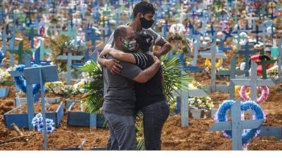 أمريكا اللاتينية تسجل  أكثر من 300 ألف وفاة بكورونا