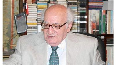 حكايات  مثيرة وآراء صادمة فى حياة الأديب الراحل خيري شلبى.. المقابر مكان مفضل للكتابة و