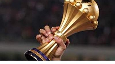 وزير الرياضة يعلن إحالة ملف اتحاد الكرة للنائب العام.. و24 كأسا مفقودة من بينها أمم أفريقيا 2010 في حريق الجبلاية