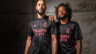 ريال مدريد يكشف عن قميصه الثالث للموسم الكروي الجديد | فيديو