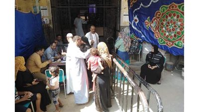 ناخبو أسيوط يواصلون الإدلاء بأصواتهم باللجان  مصطحبين أطفالهم | صور