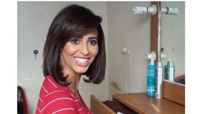 بتول عرفة مع رنا سماحة فى كواليس تصوير كليب 