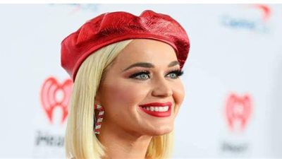 كاتي بيري تخطط لإنتاج فيلم وثائقي عن محطات في حياتها