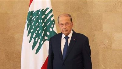 الرئيس اللبناني يطلب الاتصال بالسفارة الأمريكية بشأن عقوبات على وزيرين سابقين