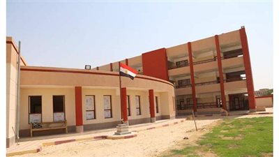 تعليم الوادي الجديد: استمرار تلقى أوراق الراغبين فى التسجيل بالمدرسة اليابانية