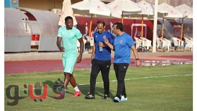 هل يعود أجايي إلى تشكيل الأهلي الأساسي أمام الإسماعيلي؟