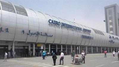 حبس راكبين حاولا تهريب مخدر القات بمطار القاهرة
