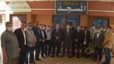 رئيس جامعة بنها يفتتح مسجد المدينة الجامعية وورشة إعادة تدوير مخلفات  بكفر سعد