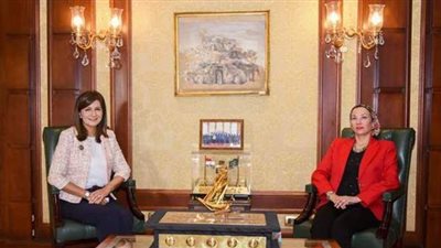 وزيرة البيئة: زيارة الدارسين بالخارج فرصة لشرح خطة 