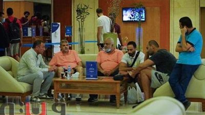 الخطيب يؤازر «رجال سلة الأهلي» قبل مواجهة الاتحاد