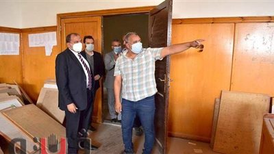 رئيس جامعة بني سويف يتفقد مجمع التعليم الصناعي