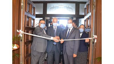 رئيس جامعة الإسكندرية يفتتح قاعة المجلس فى ثوبها الجديد