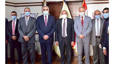 رئيس جامعة بنى سويف يستقبل السفير العراقي.. ويؤكد: حريصون على توفير التسهيلات للطلاب الوافدين