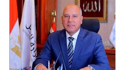 انتهاء التحقيق مع كمسرى القطار  والاكتفاء بالخصم من راتبة