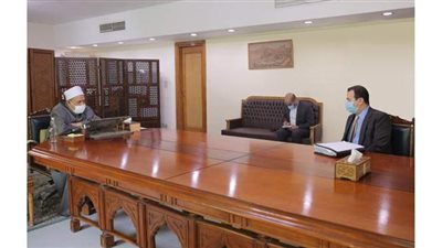 شيخ الأزهر يستقبل سفير مصر في جنوب أفريقيا ويؤكد دعم الأزهر  لشعوب القارة