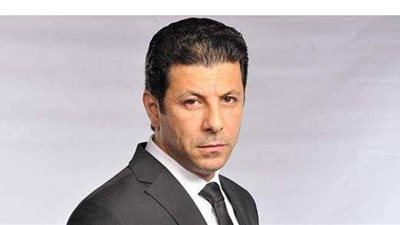 إياد نصار وزوجته في برنامج 