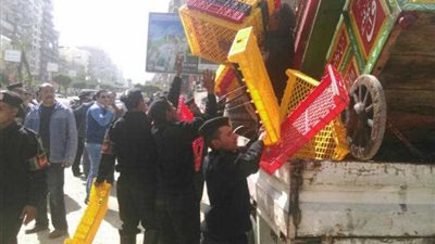 ضبط 187 بائعا متجولا و176 هاربا من أحكام خلال حملات بوسائل النقل