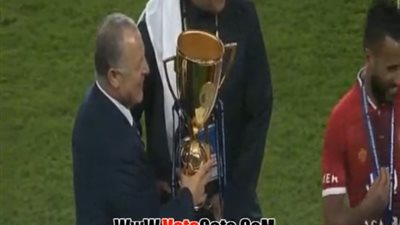 لحظات تتويج الأهلي بالسوبر العاشر في تاريخه (فيديو)