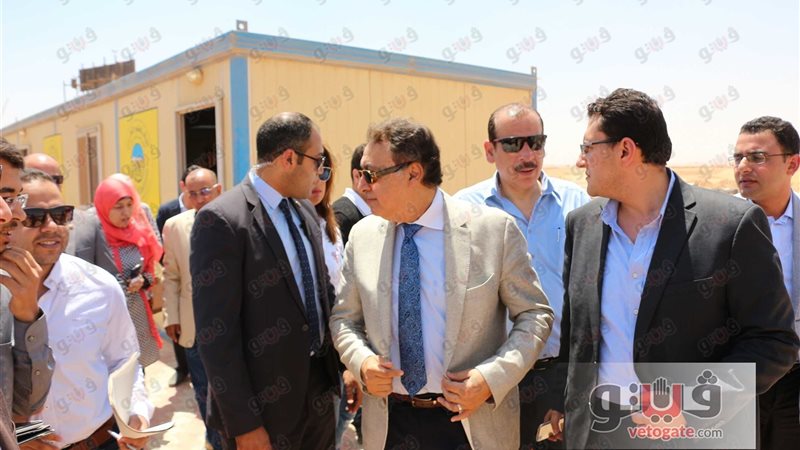  الدكتور أحمد عماد،