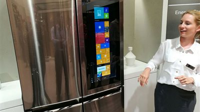 ثلاجة ذكية تلتقط صور سيلفي للأطعمة وتبلغ أصحابها