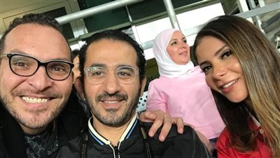 أحمد حلمي ومنى زكي وشيرين يحتفلون بفوز الأهلي بالسوبر (صور)