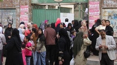 مجهولون يلقون قنبلة على مدرسة عمرو بن العاص بمصر القديمة