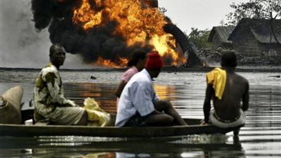 ميليشيا «دلتا النيجر» تهدد بمزيد من الهجمات على خطوط النفط النيجيري