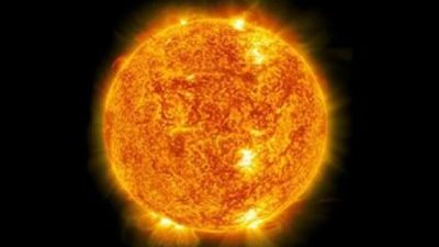 عاصفة جيومغناطيسية تؤثر على الأقمار الصناعية وشبكات الطاقة.. اليوم