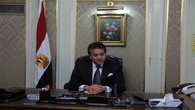 التعليم العالي: إيقاف مدير أمن جامعة بنها بسبب الفيديوهات الجنسية