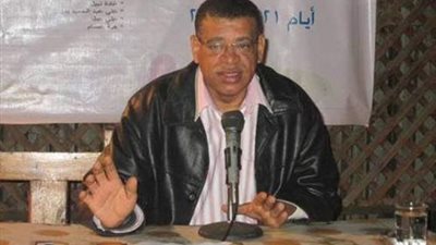 تكريم فتحي عبدالسميع الفائز بجائزة الدولة التشجيعية في قنا