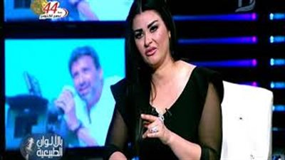 بالفيديو.. زيزي مصطفى تكشف تفاصيل علاقة منة شلبي بالمخرج خالد يوسف