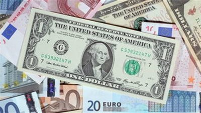 تباين أسعار العملات الأجنبية والدولار الأمريكي بـ 17.66 جنيهًا