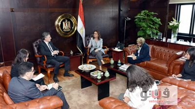 سحر نصر تبحث مع «إمبزبيرج» تمويل الصرف الصحي بالتعاون مع البنك الدولي