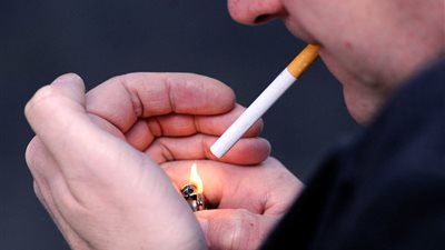 احذر.. التدخين يضاعف من خطر فقدان السمع