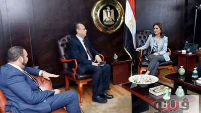 سحر نصر تبحث مع البنك الدولي دعم مشروع جديد لتمكين المرأة