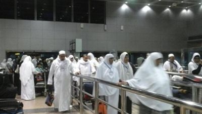 الخطوط السعودية تسير 10 رحلات لنقل 3500 معتمر للأراضي المقدسة