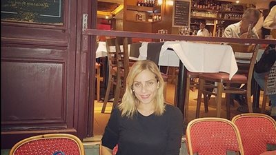 ريم البارودي تثير غضب الجمهور بسبب السجائر والخمور