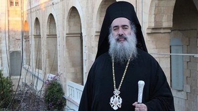 مطران القدس: ستبقى أجراس كنائسنا وتكبيرات مساجدنا تصدح في سماء مدينتنا