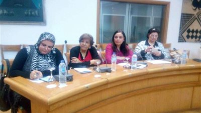 عبد المطلب: يجب تكاتف الجهود ليعود الشعر لمكانته (صور)